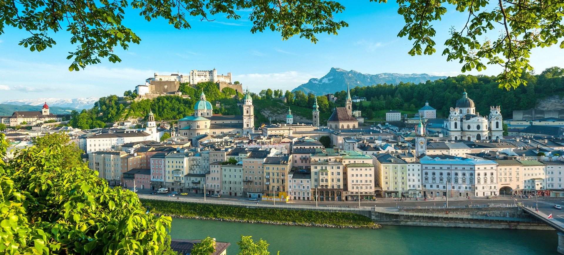 Autriche Salzbourg Chateau et la vieille ville
