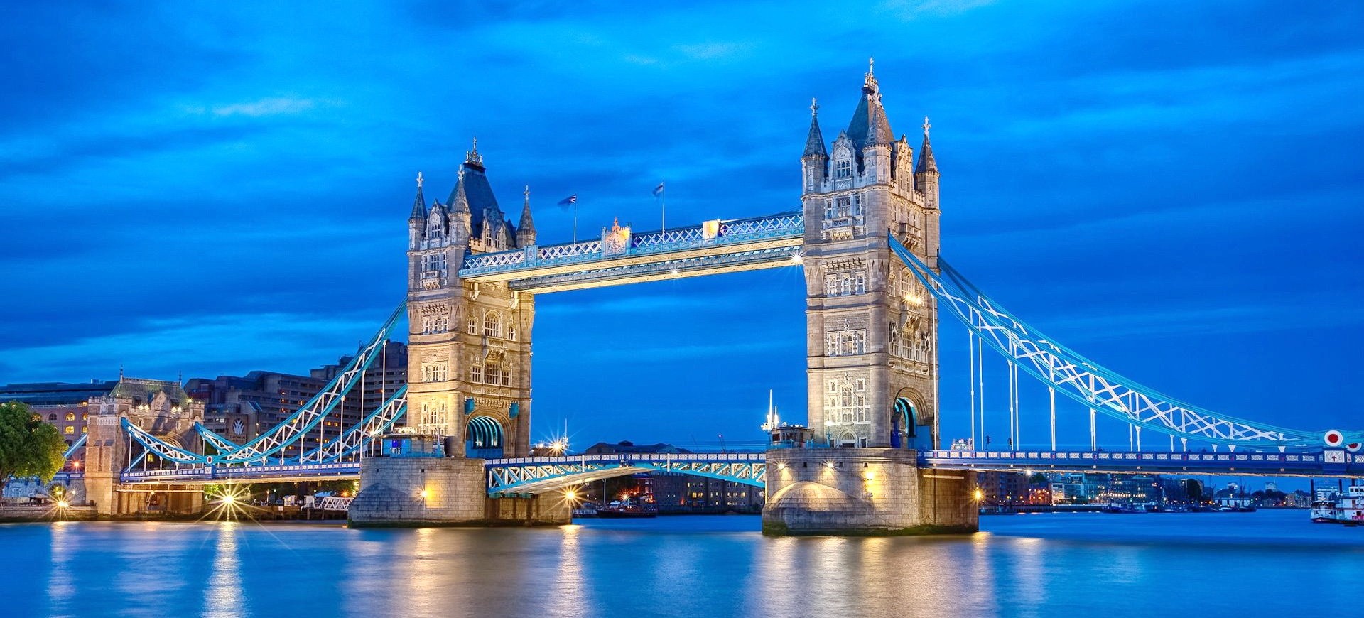Royaume Uni Londres London Bridge by night