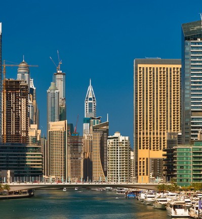 Emirats Arabes Unis Dubai Skyline et Marina by night 002
